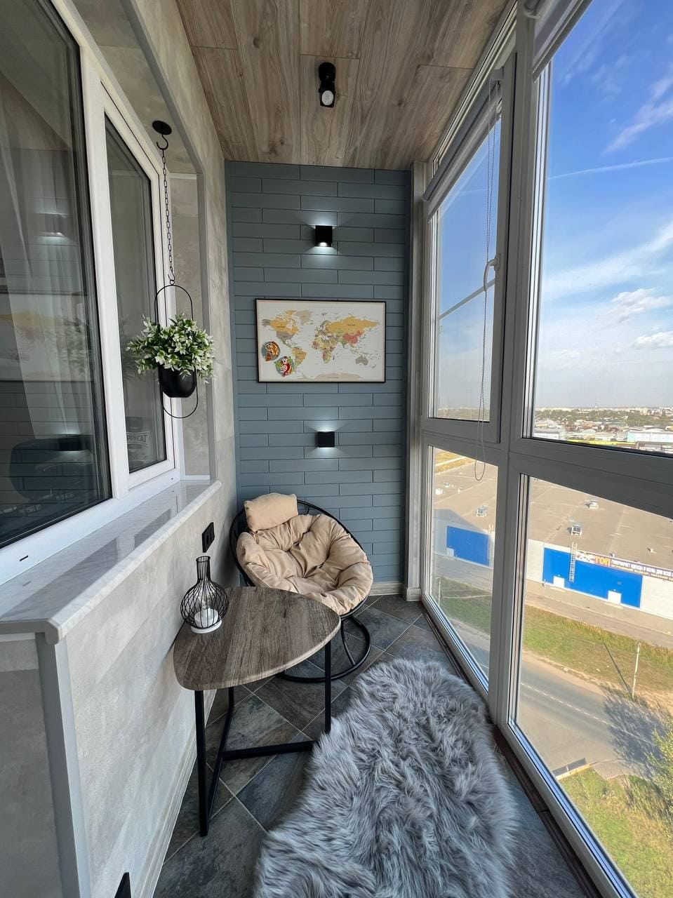 Тёплая лоджия для отдыха